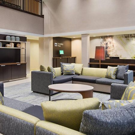 Courtyard By Marriott Springfield Airport Hotel Buitenkant foto